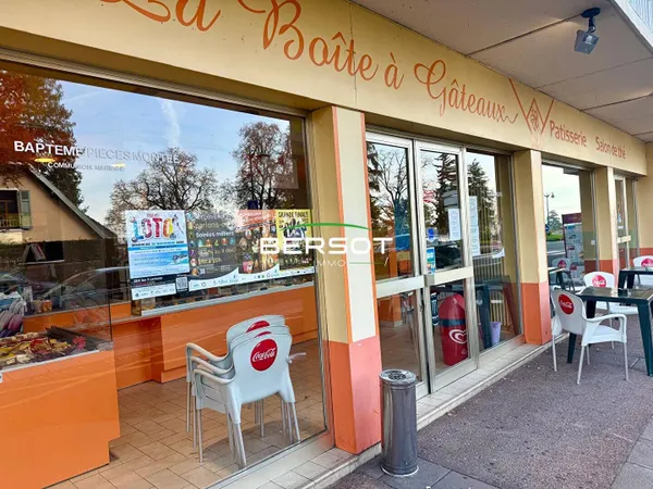 Local commercial 169 m² 