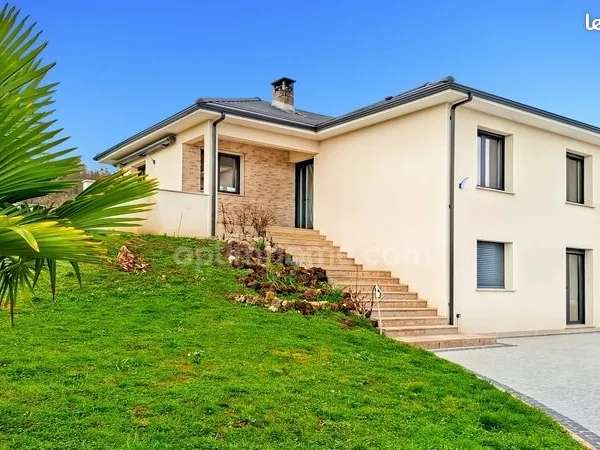 Maison 7 pièces 150 m² 