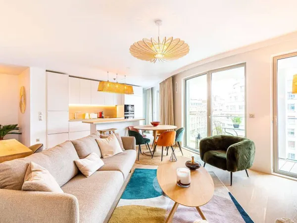 Appartement 3 pièces 84 m² 