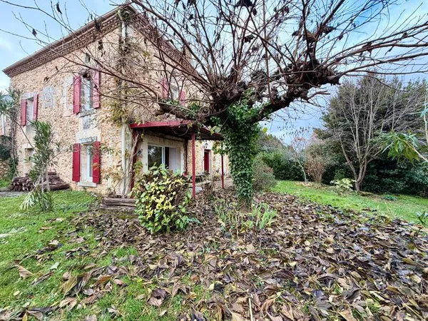 Maison en pierre 5 pièces 150 m² 