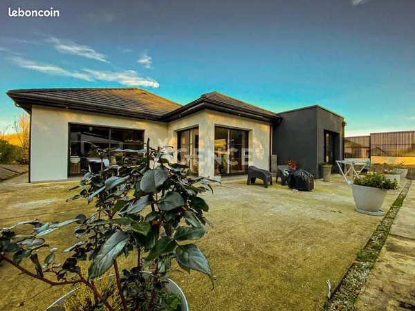 Maison 6 pièces 165 m² 