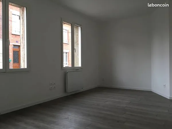 Studio 1 pièce 15 m² 