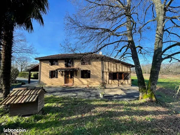 Maison 5 pièces 137 m² 