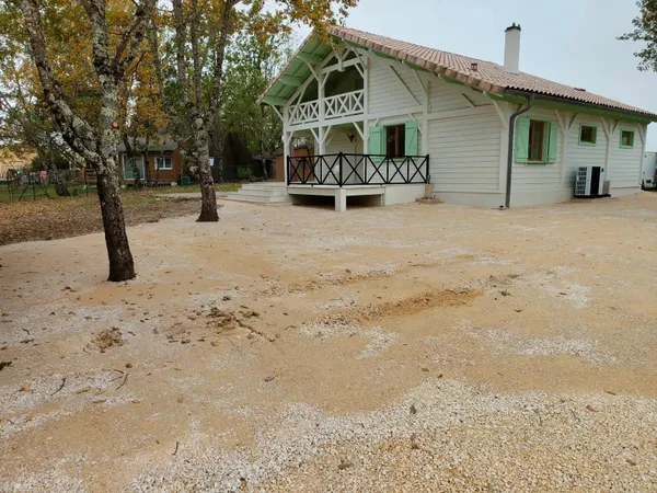 Jolie maison esprit chalet 
