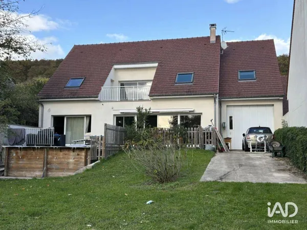 Maison 5 pièces 213 m² 