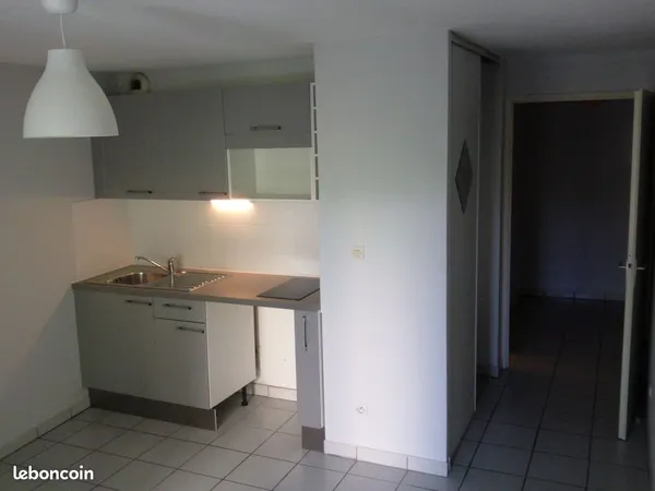 Studio 23m² Minimes proche métro Nougaro + parking 