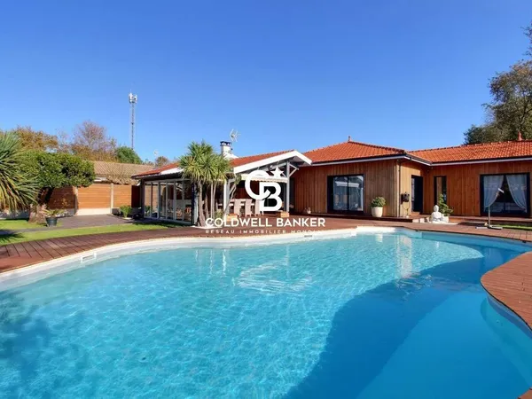 Maison de luxe 5 pièces 202 m² 