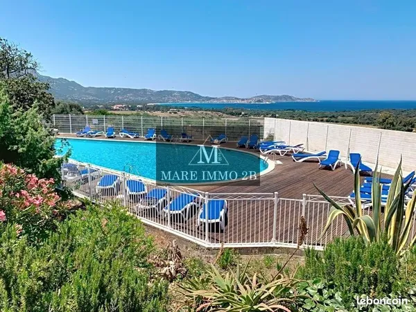 Lumio location a l'annee t4 meublee residence prive jardin/piscine/tenis/ etc.. Vue panoramique ing 