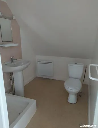 Studio 1 pièce 28 m² 