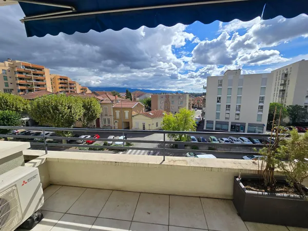 Vends appartement Romans sur Isère, centre-ville 