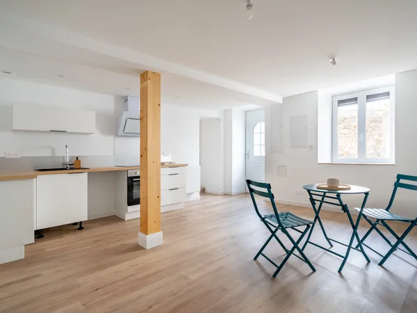 À vendre quartier CHU/OLIVETTES : Appartement T2 (40 m²) au calme d'une impasse, idéalement 