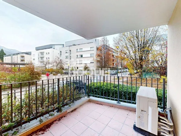 Appartement 3 pièces 69 m² 