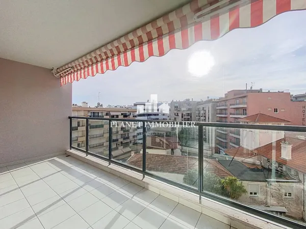 Appartement 3 pièces 69 m² 