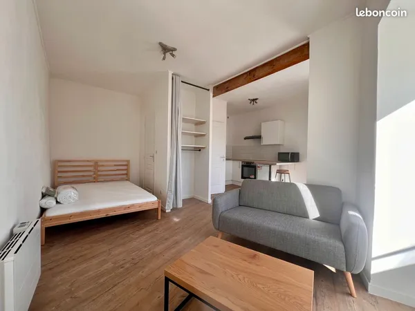 Studio meublé rénové - 27 m² - Béziers centre (proche Allées Paul Riquet) 
