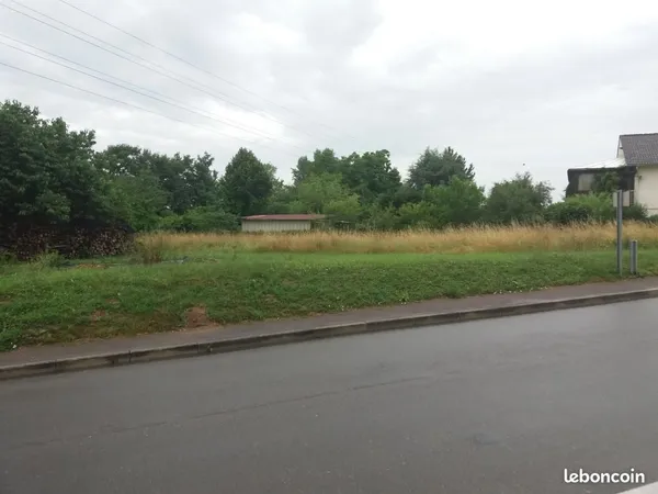 Terrain 766 m² Arc Les Gray 