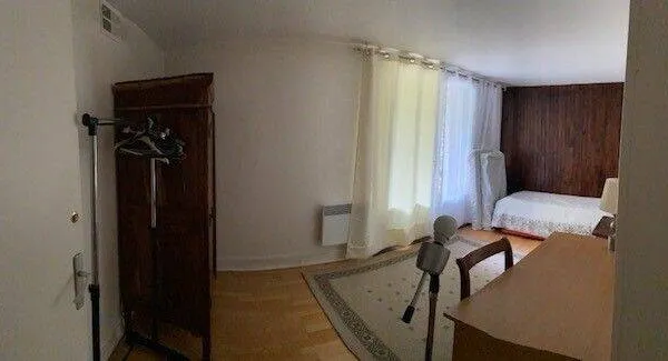 Studio 1 pièce 13 m² 
