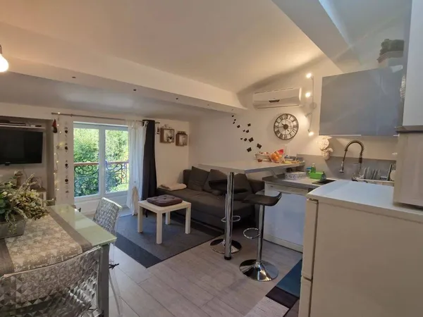 Appartement 1 pièce 28 m² 