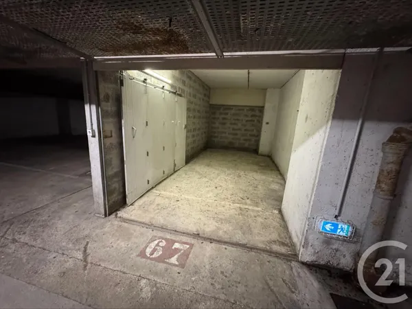 Parking 16 m² 