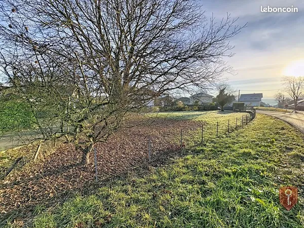 Terrain 885 m² 