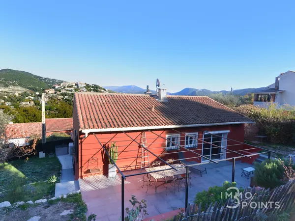 Villa T5 Environ 140 m2 Parcelle 900 m2 Quartier prisé 