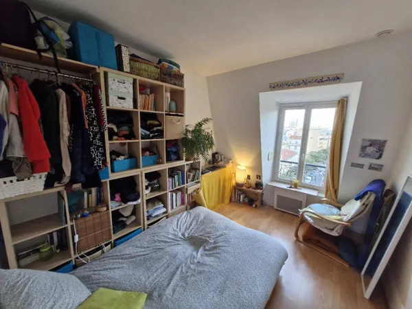 Studio 1 pièce 18 m² 