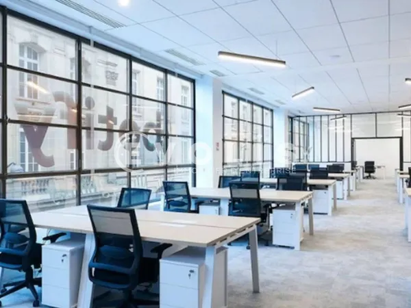 Bureaux 843 m² 