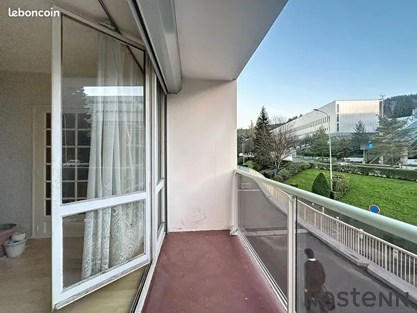Appartement 4 pièces 82 m² 