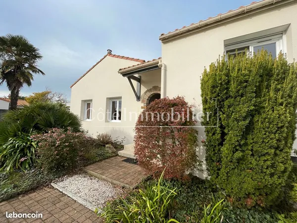 Maison 5 pièces 138 m² 