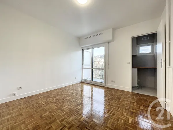 Appartement 1 pièce 17 m² 