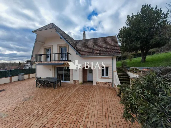 Maison 7 pièces 188 m² 