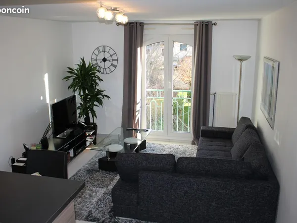 Appartement T2 Centre Montchat 