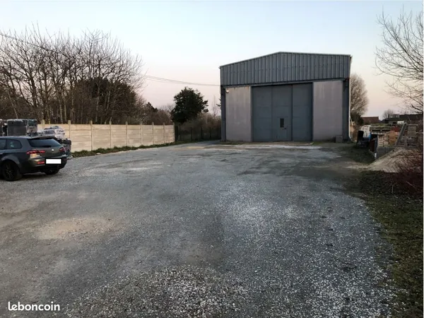 Hangar à louer 