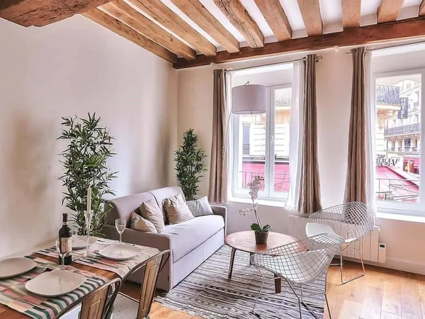 Appartement 1 pièce 55 m² 