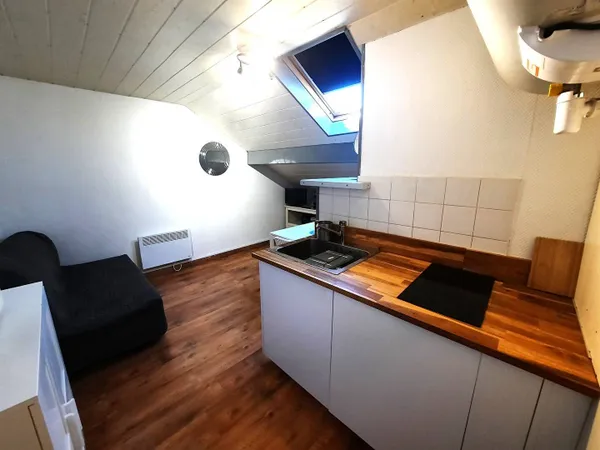 Studette 1 pièce 10 m² 
