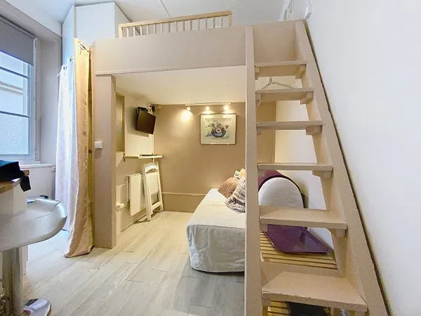 Appartement 1 pièce 9 m² 