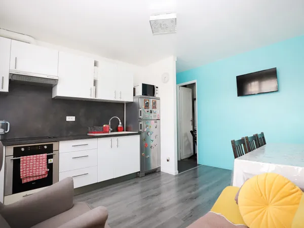 MONTREUIL (93100) - Appartement 3 pièces - proche métro 