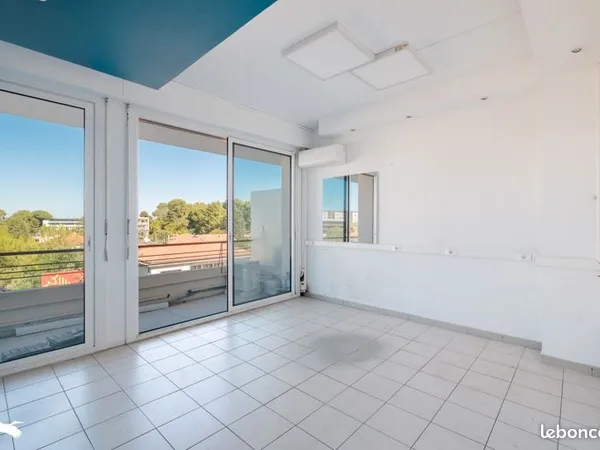 Appartement 3 pièces 79 m² 