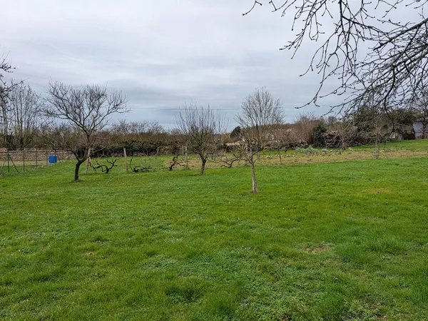 Terrain constructible 860 m² 