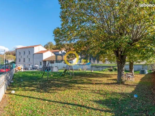 Maison 10 pièces 164 m² 