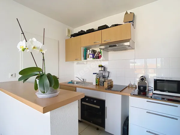 Appartement Avrillé 2 pièce(s) 43 m2 DERNIER ETAGE 