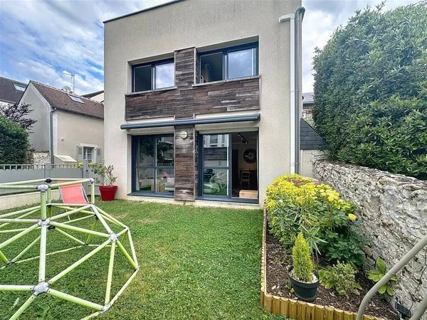 Duplex 4 pièces 90 m² 