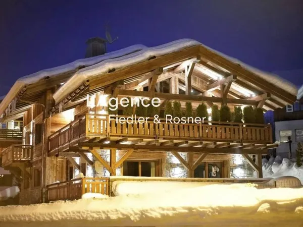 Chalet 9 pièces 336 m²