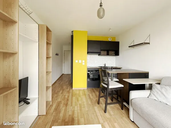 Studio 1 pièce 22 m² 