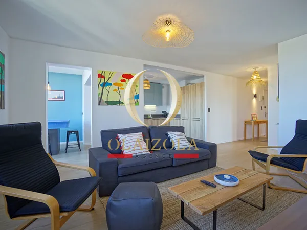 BIARRITZ - A LOUER A L'ANNEE T4 MEUBLE 