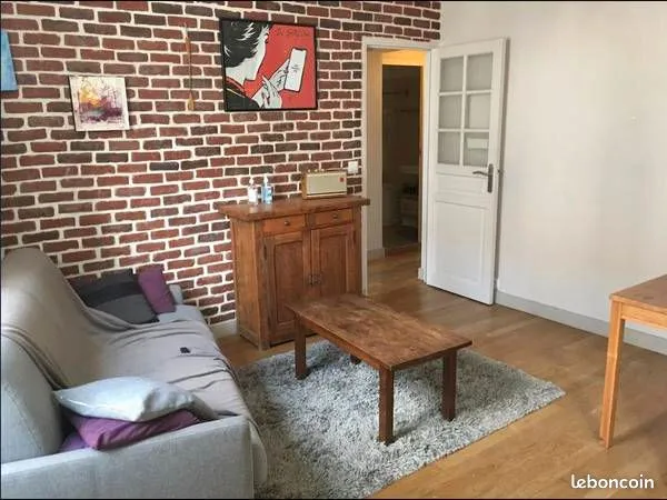 Nouveau: 3 pièces pour 2 filles à La Plaine Saint-Denis 