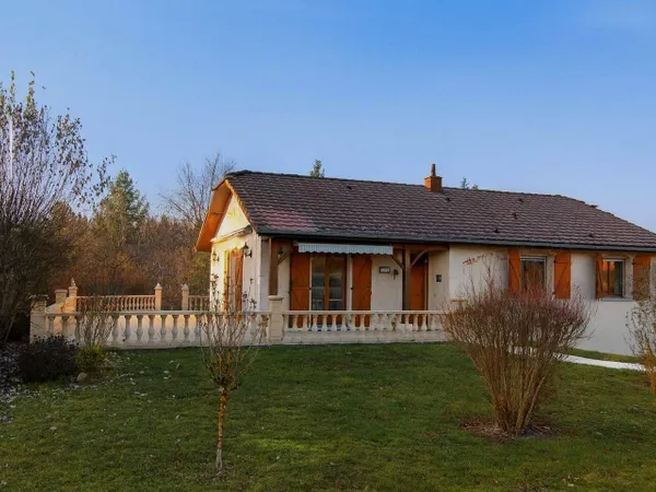 Maison de plain-pied 4 pièces 96 m² 