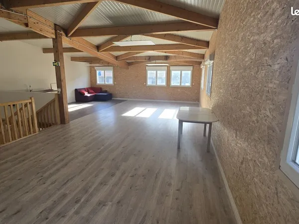 Local commercial 225 m² Vif 