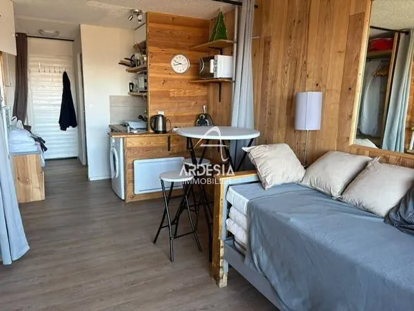 Studio 1 pièce 21 m² 
