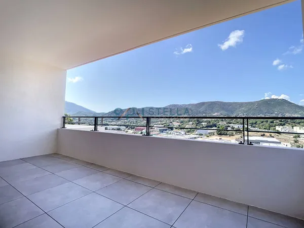 Appartement 1 pièce 33 m² 