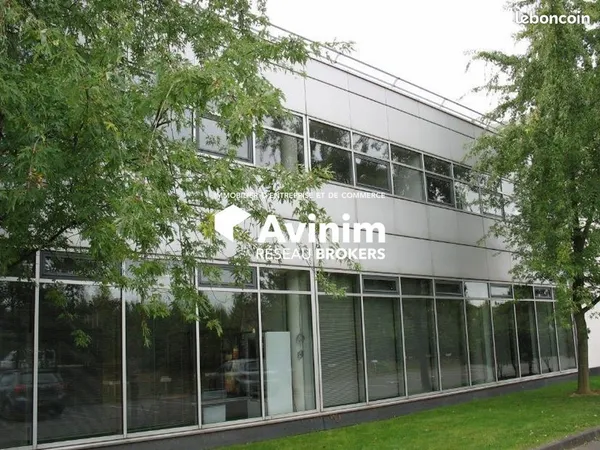 Local 1479 m² Tremblay-en-France 